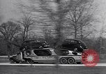 Immagine di 1946 automobili Ford Dearborn Michigan USA, 1938, secondo 21 filmato di repertorio 65675031010