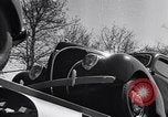 Immagine di 1946 automobili Ford Dearborn Michigan USA, 1938, secondo 25 filmato di repertorio 65675031010