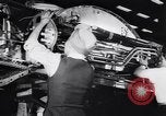 Immagine di B-24 bombardiere United States USA, 1943, secondo 55 filmato di repertorio 65675031011