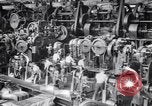 Immagine di Auto Parte superiore scocca fabbricazione Dearborn Michigan USA, 1930, secondo 8 filmato di repertorio 65675031013