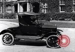 Image diverses Model-T Ford voitures United States USA, 1917, de la seconde 24 séquences d'archives historiques vidéo 65675031032