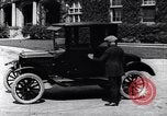 Image diverses Model-T Ford voitures United States USA, 1917, de la seconde 31 séquences d'archives historiques vidéo 65675031032