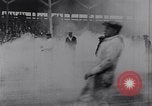 Standbild Dario Resta Abbrüche 500 Meilen Rennen United States USA, 1915, aus Sekunde 21 historischem Filmmaterial Videoclip 65675031037