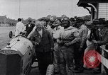 Standbild Dario Resta Abbrüche 500 Meilen Rennen United States USA, 1915, aus Sekunde 58 historischem Filmmaterial Videoclip 65675031037