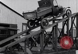 Standbild Ruckstell Achse hohen Rampe United States USA, 1917, aus Sekunde 10 historischem Filmmaterial Videoclip 65675031038