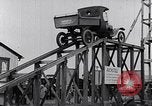 Standbild Ruckstell Achse hohen Rampe United States USA, 1917, aus Sekunde 12 historischem Filmmaterial Videoclip 65675031038