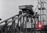Standbild Ruckstell Achse hohen Rampe United States USA, 1917, aus Sekunde 15 historischem Filmmaterial Videoclip 65675031038