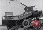 Standbild Ruckstell Achse hohen Rampe United States USA, 1917, aus Sekunde 21 historischem Filmmaterial Videoclip 65675031038