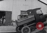 Standbild Ruckstell Achse hohen Rampe United States USA, 1917, aus Sekunde 23 historischem Filmmaterial Videoclip 65675031038