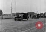 Standbild Parade der neue Ford Motor Company Cars United States USA, 1925, aus Sekunde 17 historischem Filmmaterial Videoclip 65675031039