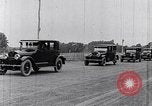 Standbild Parade der neue Ford Motor Company Cars United States USA, 1925, aus Sekunde 19 historischem Filmmaterial Videoclip 65675031039
