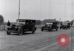 Standbild Parade der neue Ford Motor Company Cars United States USA, 1925, aus Sekunde 27 historischem Filmmaterial Videoclip 65675031039