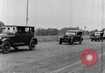 Standbild Parade der neue Ford Motor Company Cars United States USA, 1925, aus Sekunde 32 historischem Filmmaterial Videoclip 65675031039