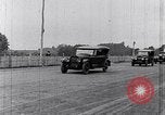 Standbild Parade der neue Ford Motor Company Cars United States USA, 1925, aus Sekunde 34 historischem Filmmaterial Videoclip 65675031039