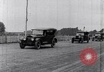 Standbild Parade der neue Ford Motor Company Cars United States USA, 1925, aus Sekunde 41 historischem Filmmaterial Videoclip 65675031039