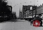 Immagine di Il traffico su strade di Detroit Detroit Michigan USA, 1917, secondo 18 filmato di repertorio 65675031040