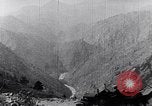 Immagine di Ford auto turismo strade di montagna United States USA, 1917, secondo 48 filmato di repertorio 65675031041