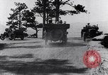 Immagine di Ford auto turismo strade di montagna United States USA, 1917, secondo 58 filmato di repertorio 65675031041