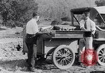 Immagine di Lato strada camping United States USA, 1917, secondo 29 filmato di repertorio 65675031042