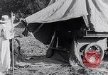 Immagine di Lato strada camping United States USA, 1917, secondo 40 filmato di repertorio 65675031042