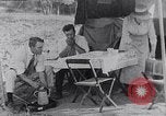 Immagine di Lato strada camping United States USA, 1917, secondo 44 filmato di repertorio 65675031042