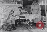 Immagine di Lato strada camping United States USA, 1917, secondo 52 filmato di repertorio 65675031042