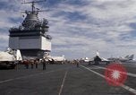 Standbild USS Enterprise Golf von Tonkin Vietnam, 1968, aus Sekunde 12 historischem Filmmaterial Videoclip 65675031045