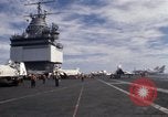 Standbild USS Enterprise Golf von Tonkin Vietnam, 1968, aus Sekunde 16 historischem Filmmaterial Videoclip 65675031045