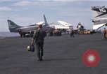Standbild USS Enterprise Golf von Tonkin Vietnam, 1968, aus Sekunde 39 historischem Filmmaterial Videoclip 65675031045