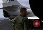 Standbild USS Enterprise Golf von Tonkin Vietnam, 1968, aus Sekunde 54 historischem Filmmaterial Videoclip 65675031045