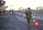 Standbild USS Enterprise Golf von Tonkin Vietnam, 1968, aus Sekunde 35 historischem Filmmaterial Videoclip 65675031046