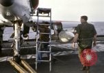 Standbild USS Enterprise Golf von Tonkin Vietnam, 1968, aus Sekunde 44 historischem Filmmaterial Videoclip 65675031046