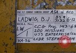 Standbild A-4F auf die USS Enterprise Golf von Tonkin Vietnam, 1968, aus Sekunde 3 historischem Filmmaterial Videoclip 65675031047