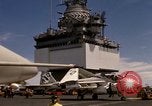 Standbild A-4F auf die USS Enterprise Golf von Tonkin Vietnam, 1968, aus Sekunde 13 historischem Filmmaterial Videoclip 65675031047