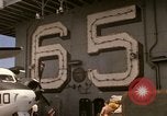 Standbild A-4F auf die USS Enterprise Golf von Tonkin Vietnam, 1968, aus Sekunde 15 historischem Filmmaterial Videoclip 65675031047