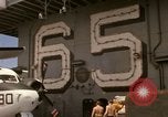 Standbild A-4F auf die USS Enterprise Golf von Tonkin Vietnam, 1968, aus Sekunde 16 historischem Filmmaterial Videoclip 65675031047