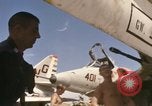 Standbild A-4F auf die USS Enterprise Golf von Tonkin Vietnam, 1968, aus Sekunde 48 historischem Filmmaterial Videoclip 65675031047