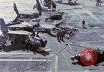 Standbild USS Enterprise Feuer Pearl Harbor Hawaii USA, 1969, aus Sekunde 45 historischem Filmmaterial Videoclip 65675031048