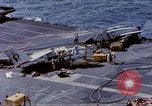 Standbild USS Enterprise Feuer Pearl Harbor Hawaii USA, 1969, aus Sekunde 53 historischem Filmmaterial Videoclip 65675031048