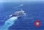 Standbild Hinterlassenschaft der USS Enterprise Feuer Pearl Harbor Hawaii USA, 1969, aus Sekunde 33 historischem Filmmaterial Videoclip 65675031049