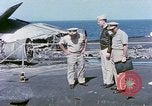 Image Amiral John Hyland Pearl Harbor Hawaii USA, 1969, de la seconde 28 séquences d'archives historiques vidéo 65675031050