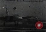 Image fire sur USS Enterprise Pearl Harbor Hawaii USA, 1969, de la seconde 1 séquences d'archives historiques vidéo 65675031051