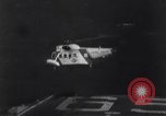 Image Blessures et lutte contre l'incendie à bord du USS Enterprise Pearl Harbor Hawaii USA, 1969, de la seconde 17 séquences d'archives historiques vidéo 65675031053