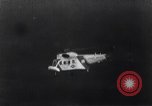 Image Blessures et lutte contre l'incendie à bord du USS Enterprise Pearl Harbor Hawaii USA, 1969, de la seconde 19 séquences d'archives historiques vidéo 65675031053
