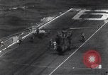 Image Blessures et lutte contre l'incendie à bord du USS Enterprise Pearl Harbor Hawaii USA, 1969, de la seconde 34 séquences d'archives historiques vidéo 65675031053