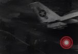 Image Blessures et lutte contre l'incendie à bord du USS Enterprise Pearl Harbor Hawaii USA, 1969, de la seconde 38 séquences d'archives historiques vidéo 65675031053
