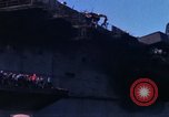 Immagine di USS Enterprise agganciato dopo il fuoco Pearl Harbor Hawaii USA, 1969, secondo 12 filmato di repertorio 65675031057