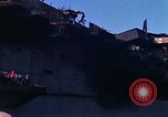 Immagine di USS Enterprise agganciato dopo il fuoco Pearl Harbor Hawaii USA, 1969, secondo 13 filmato di repertorio 65675031057