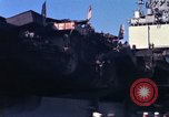 Immagine di USS Enterprise agganciato dopo il fuoco Pearl Harbor Hawaii USA, 1969, secondo 28 filmato di repertorio 65675031057