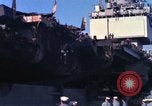 Immagine di USS Enterprise agganciato dopo il fuoco Pearl Harbor Hawaii USA, 1969, secondo 31 filmato di repertorio 65675031057